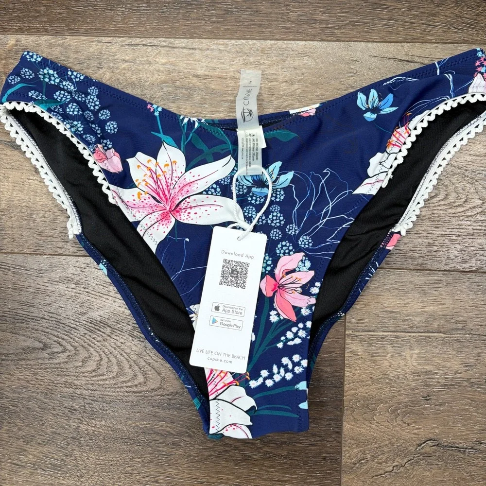 Cupshe Womens Bikini Set Swimsuit 2 pc Navy Pink Floral Sz L Tropical Beach NWT